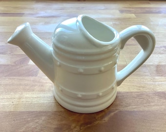 Mini arrosoir vintage en céramique : vase de jardin crème brillant