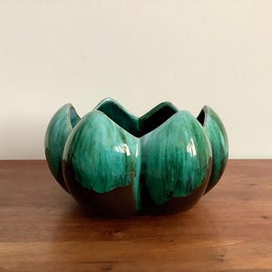 Vintage Blue Mountain Pottery Lotus Flower Bowl - Planter - Made in Ontario