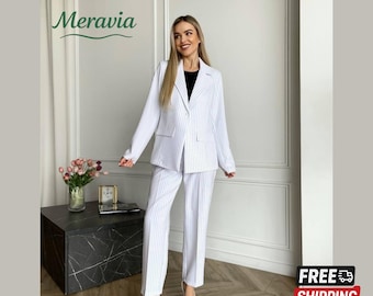 2-Piece Striped Women’s Suit Set – Blazer and Pants, Elegant Business Outfit for Office or Work, Classic Chic Style, Gift for Her, Daughter
