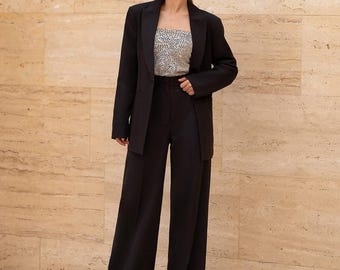 Luxury Women’s  Pantsuit, Oversized Blazer and Wide Leg Pants Set, Elegant Pant Suit, Premium Office Outfit, Wedding Guest Suit, Modern Gift