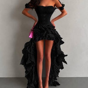 moulin rouge corset dress Plus size Size:8 (XS) LowStock:43170758393907 Dylan Mini Dress Black turning the body into