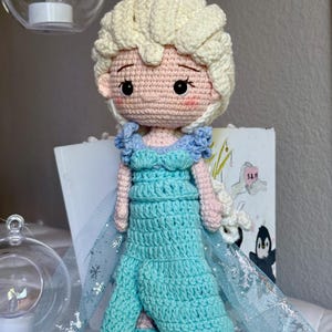 Frost Prinsessa Virkade Dockor - Handgjord Virkad Elsa & Anna Amigurumi Docka - Sagopresent till Flicka - Födelsedagspresent till Flicka - Frost Fan bild 3
