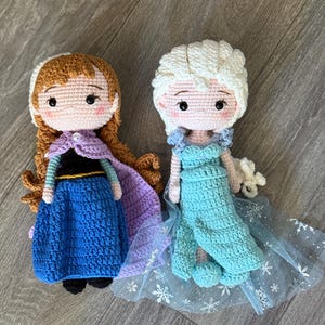 Frost Prinsessa Virkade Dockor - Handgjord Virkad Elsa & Anna Amigurumi Docka - Sagopresent till Flicka - Födelsedagspresent till Flicka - Frost Fan bild 9