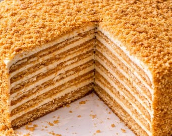 Ricetta russa autentica Medovik / Torta al miele a strati / Dolce tradizionale slavo / Torta passo dopo passo in PDF