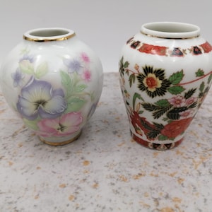 Vintage small vase Portugal, Porcelain Portuguese. Small gift.