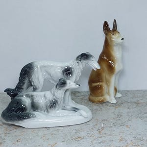 犬 グレイハウンドのブロンズ？置物2体セット Amazon.co.jp: SHENGTIAN