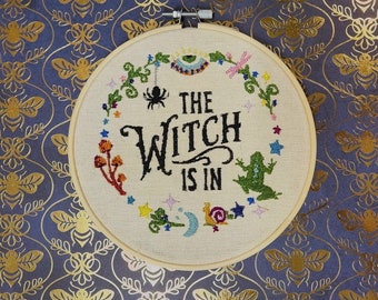 The Witch is in, witch sign, witch embroidery, Halloween art, Halloween embroidery, Halloween door sign, Witchy wall art, Witchy embroidery