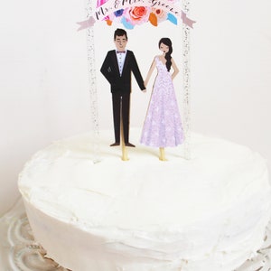 Handmade Custom Wedding Cake Topper, Couple Floral Banner, Personalized Wedding Portrait image 2