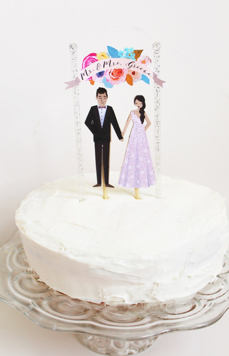 Handmade Custom Wedding Cake Topper, Couple Floral Banner, Personalized Wedding Portrait image 2