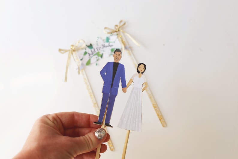 Handmade Custom Wedding Cake Topper, Couple Floral Banner, Personalized Wedding Portrait image 4