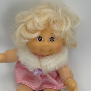 Vintage 1995 Cabbage Patch Kids Mattel Doll Blonde Pink Dress 5 Inch No Box