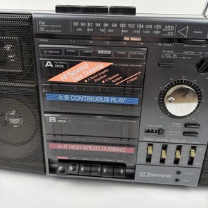 Vintage Boombox Emerson CTR961 AM/FM Dual Cassette Stereo Radio 20" - Tested image 1