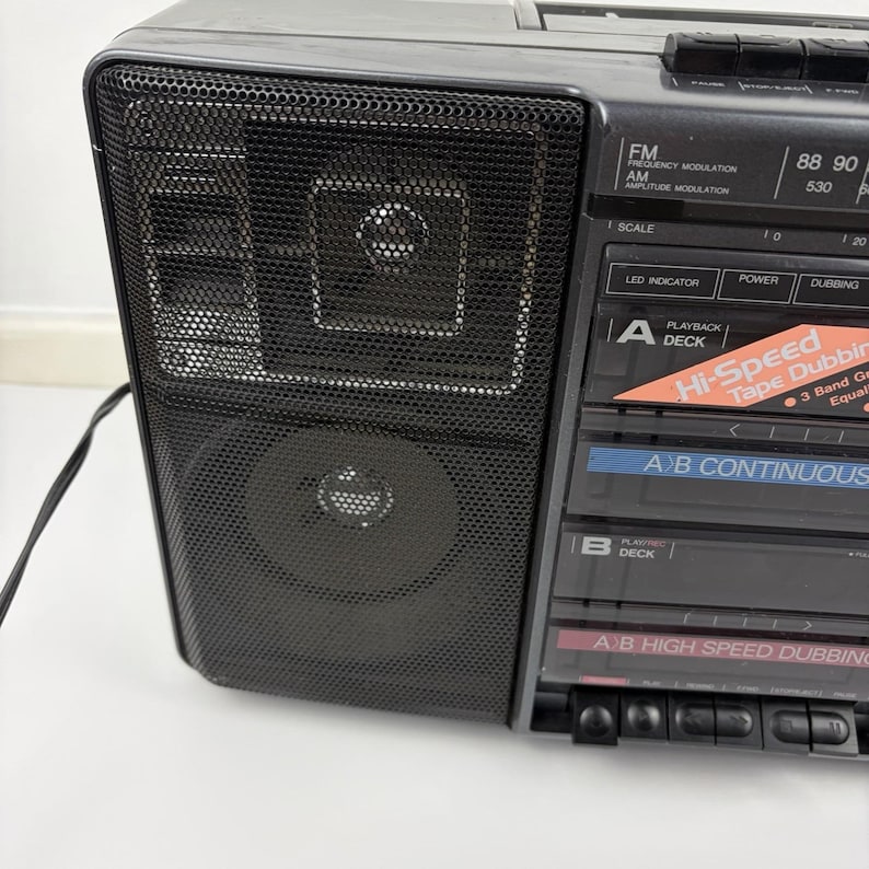 Vintage Boombox Emerson CTR961 AM/FM Dual Cassette Stereo Radio 20" - Tested image 5