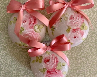 Hand-Painted Rose Ornaments – Shabby Chic Pink Floral Christmas Set – Vintage-Inspired Cottage Décor – 2.5”