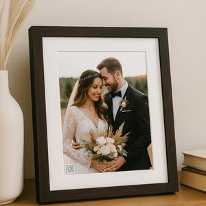 Weddings Photo Frame | Voice Message Photo Frame | Personalized Frame with Audio or Video | Custom QR Code Picture | SoundFrame