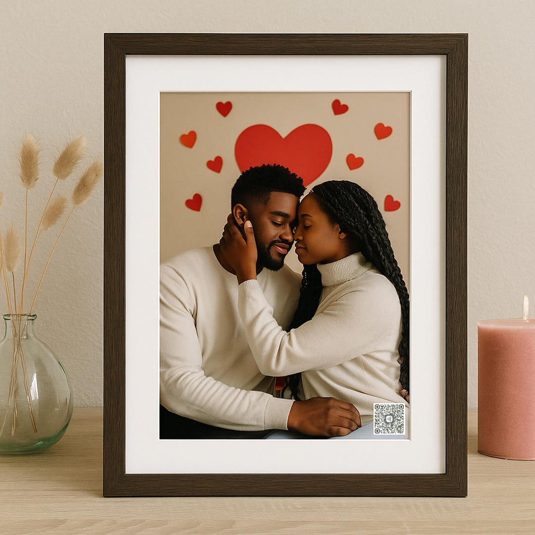 フォトフレーム  BLISSTIME PICTURE FRAME & CLOCK Personalized Photo Frame With Audio/video QR Code | Valentine's