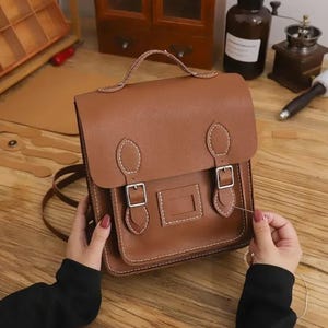 Sac à dos bricolage, sac à main, cartable, kit de couture, modèle de portefeuille, portefeuille en cuir synthétique, ensemble d'outils d'artisanat, sac à main fait main pdf, cadeau d'anniversaire pour les fêtes