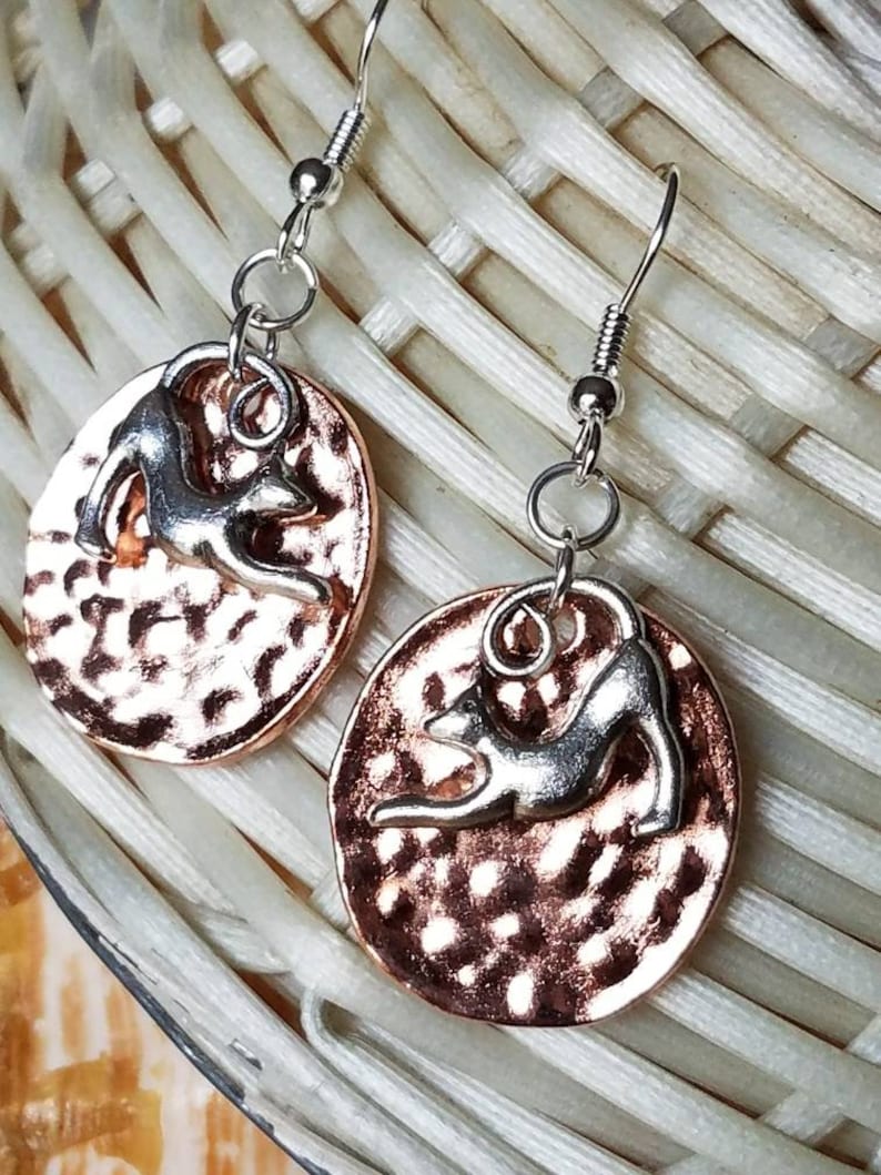 Stretching Cat Earrings /& Rose Gold Disc Rose Gold plated alloy disc earrings sunset feline silver alloy tree earrings