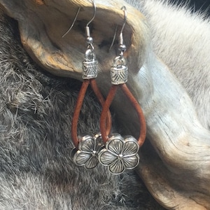 Rustic antique silver alloy natural leather loop earrings, pansy flower blossom,dangle drop hook,boho, western, Southwest
