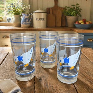 Vintage"Country Goose" pattern by Libbey glassware