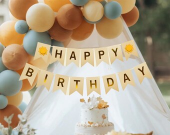 Striscione di buon compleanno con sole - Striscione pre-infilato a tema sole giallo e oro, 2 pezzi, lunghezza totale 12 piedi, cartello per festa di buon compleanno