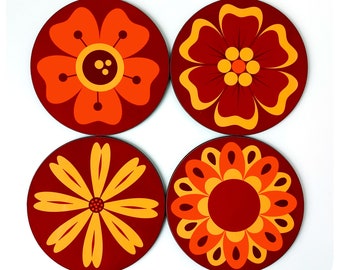 Posavasos retro con flores de los años 70 (juego de cuatro) - Posavasos naranjas de los años 70 - Decoración floral vintage para el hogar - Regalo para fanáticos del estilo retro