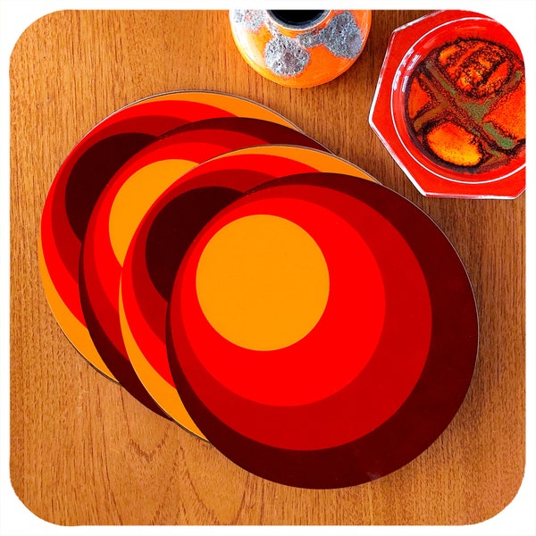 70s Circles Placemats, Set of 4 - 1970s Style Round Place Mats - Retro Graphic Table Mats - UK SIZE