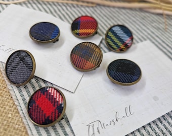 Tartan Fabric Button Brooch | Scottish Tartan Pin | Handmade Scotland | Small Tartan Accessory