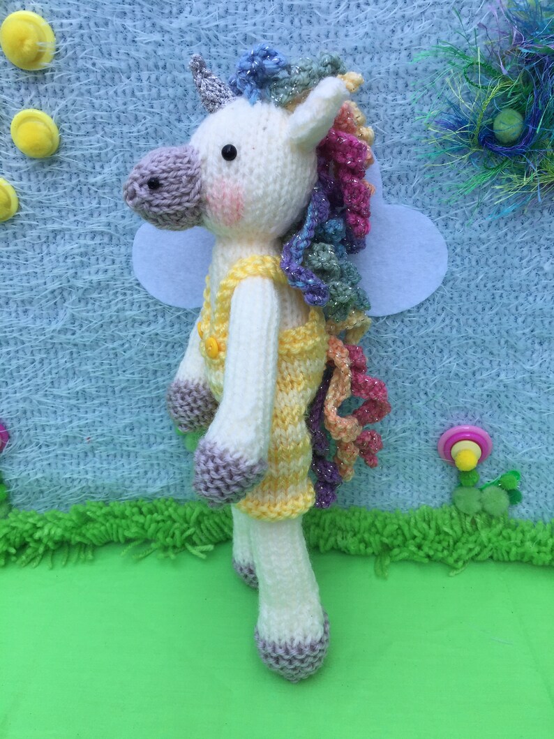 Sparkle the Unicorn knitting Pattern image 4