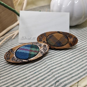 Handmade Rustic Scottish Thistle Tartan Brooch – Wood and Wool Brooch – Traditional Clan Tartan from Kilt Offcuts – Scottish Artist Made