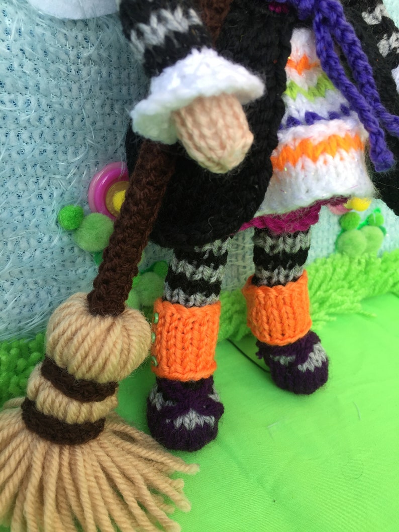 Willow the Witch Doll Knitted Pattern image 2