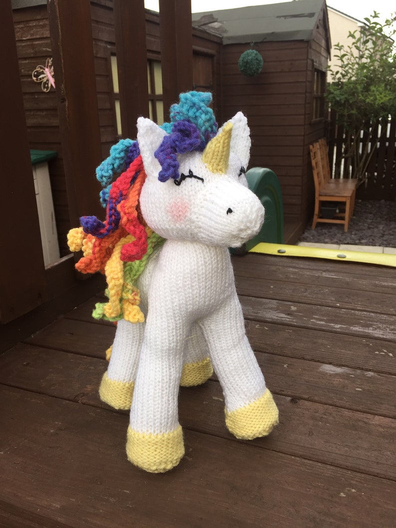 Cuddly unicorn Knitting Pattern image 2