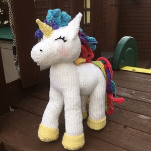 Cuddly unicorn Knitting Pattern image 3