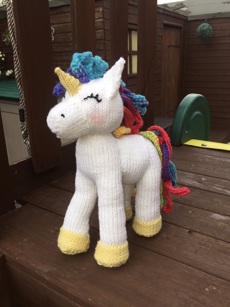 Cuddly unicorn Knitting Pattern image 3