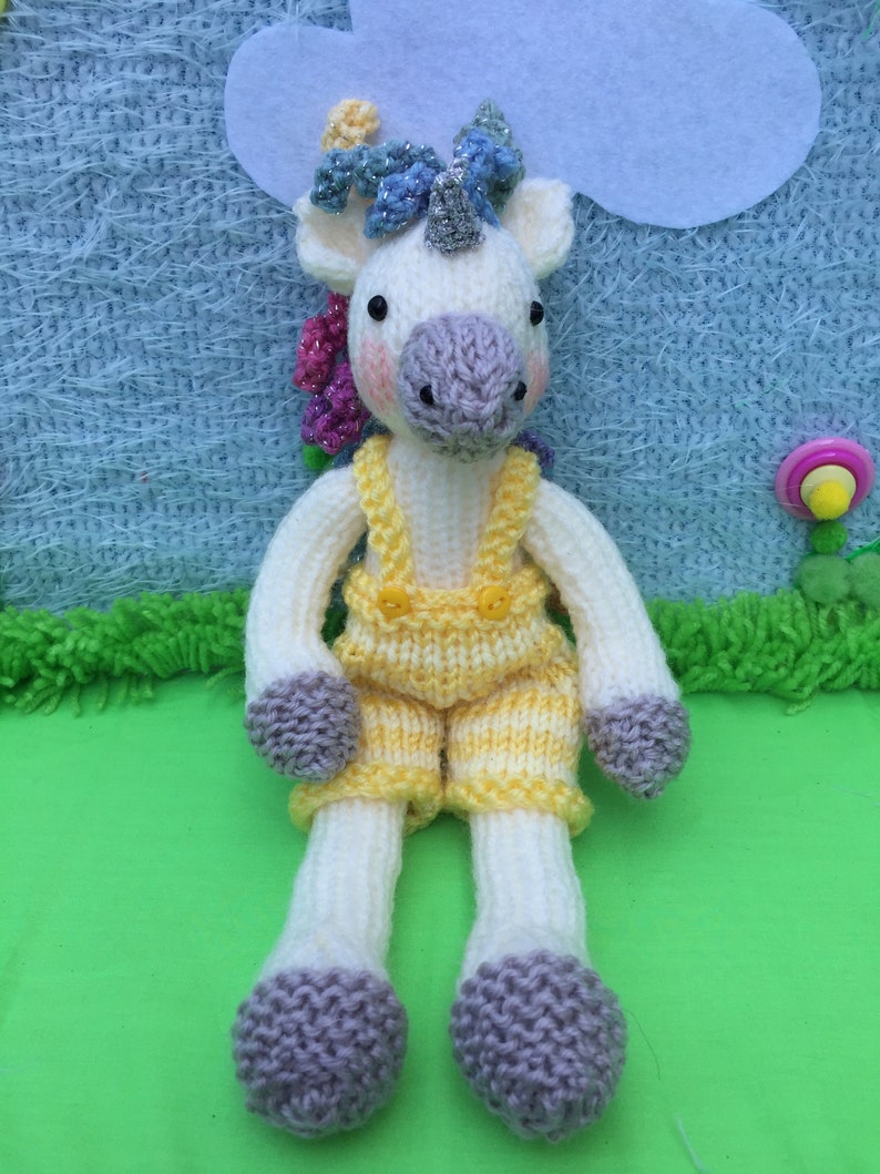 Sparkle the Unicorn knitting Pattern image 3