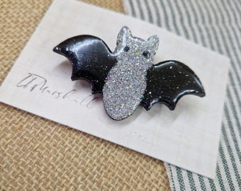 Handmade Bat Brooch | Glitter Wooden Bat Pin | Gothic Halloween Brooch | Witchy Statement Jewellery | Cottagecore Bat Gift