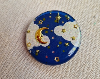 3D Resin Celestial Moon Face Brooch – Handmade Lunar Pin, Cosmic Jewelry, Mystical Moon Accessory