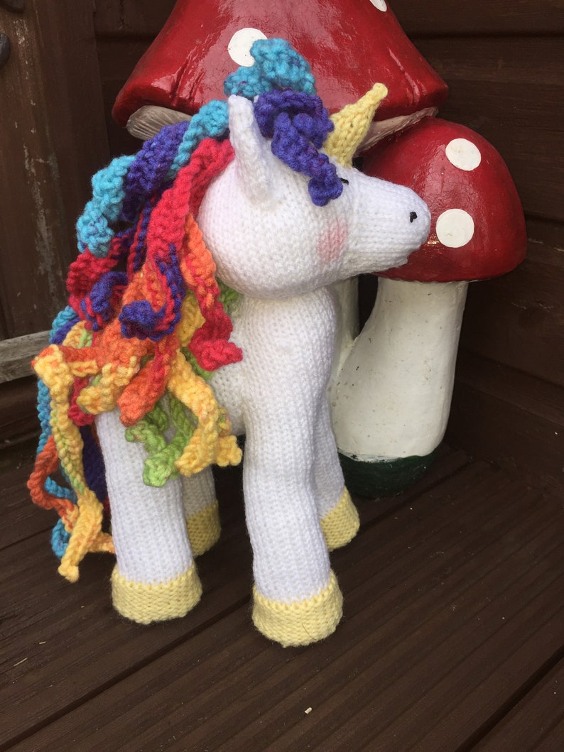 Cuddly unicorn Knitting Pattern image 5