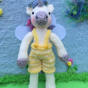 Sparkle the Unicorn knitting Pattern image 2