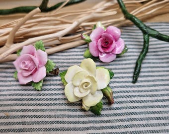 Broche rose vintage en porcelaine restaurée : épingle florale peinte à la main