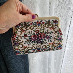 Vintage Floral Tapestry Coin Purse | Retro Clasp Pouch | Boho Rose Kiss Lock Bag | 80s Needlepoint Wallet | Small Gift for Her