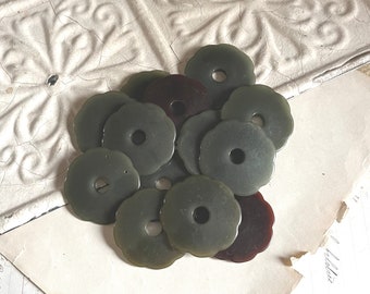 Bakelite Rosette Flower Lot