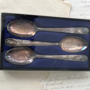 Rogers Presidential Collector Spoon Set of 3, Washington Jefferson Adams, Silver Plate image 5