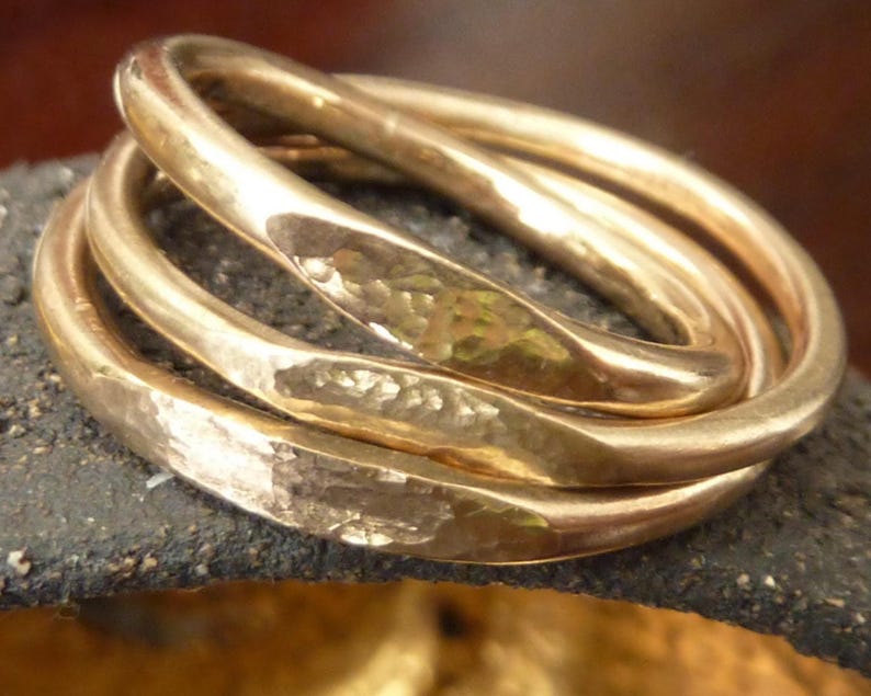 2.5mm wide signet ring made of sterling silver, havy gold plated