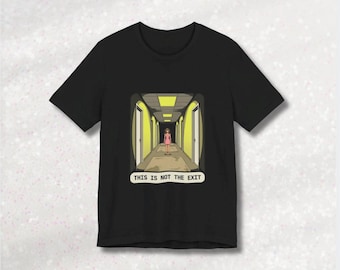 Camiseta de manga curta unissex engraçada "Liminal Barbie" para adultos.