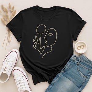 Minimalist Face Line Art Shirt, Abstract One-Line Drawing Tee, Modern Aesthetic T-Shirt for Artists, Creatives & Art Lovers