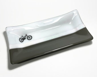 Fused glass mountain bike plate, cyclist serving dish, bike kitchen decor, outdoor enthusiast, best friend gifts, housewarming presents