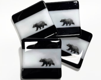 Whimsical Bear Design Coaster Set, Perfect Gift for Nature Enthusiasts