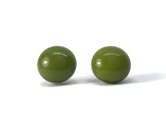 Fused glass green stud earrings round minimalist studs dichroic glass jewelry best friend gifts hypoallergenic