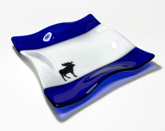 Blue fused glass moose plate, wildlife serving dish, Unique gifts for dad, Moose home decor, functional art, housewarming presents